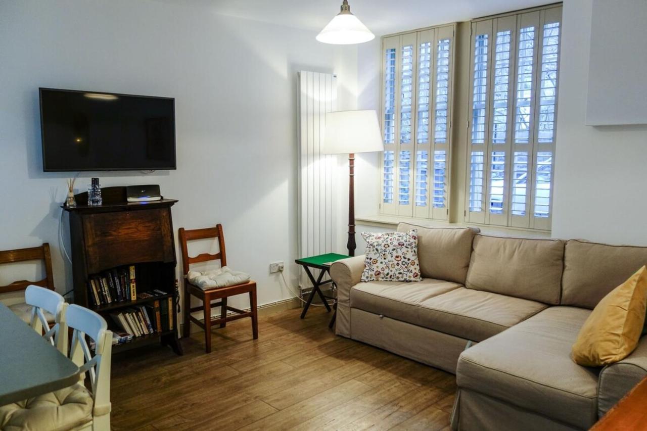 Quiet Ground Floor Mews Flat And Parking Διαμέρισμα Εδιμβούργο Εξωτερικό φωτογραφία