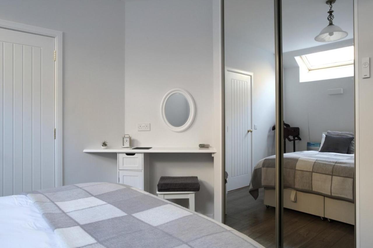 Quiet Ground Floor Mews Flat And Parking Διαμέρισμα Εδιμβούργο Εξωτερικό φωτογραφία